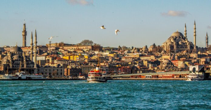 engin-yapici-WA1u0scVLZU-unsplash
