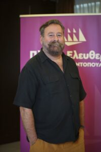 14 +1 ερωτήσεις στον ηθοποιό Κωστή Σαββιδάκη