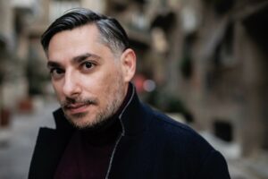 Γεράσιμος Ευαγγελάτος: Η Νατάσσα είναι μια επικοινωνιακή μορφή των πραγμάτων που εγώ δε μπορώ να πω στην κανονική μου ζωή