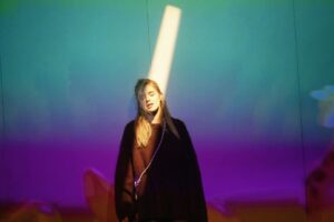 Νατάσα Εξηνταβελώνη: Αν η τέχνη είναι αγώνας, τότε αξίζει να τον ζεις