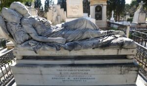 Η «Κοιμωμένη» του Χαλεπά: Το πιο συγκινητικό άγαλμα της Αθήνας